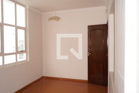 Casa à venda com 810m², 12 quartos e 2 vagasQuarto 6