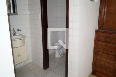 Casa à venda com 810m², 12 quartos e 2 vagasBanheiro social 