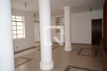 Casa à venda com 810m², 12 quartos e 2 vagasÁrea comum