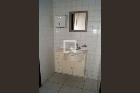 Casa à venda com 810m², 12 quartos e 2 vagasBanheiro social 