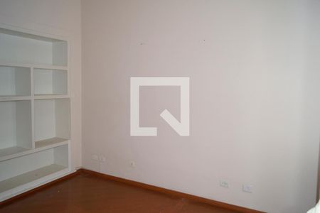 Casa à venda com 810m², 12 quartos e 2 vagasQuarto 3 