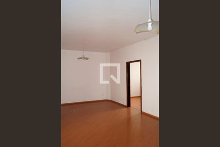 Casa à venda com 810m², 12 quartos e 2 vagasQuarto 5