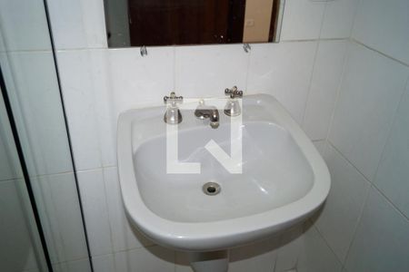 Casa à venda com 810m², 12 quartos e 2 vagasBanheiro Quarto 3