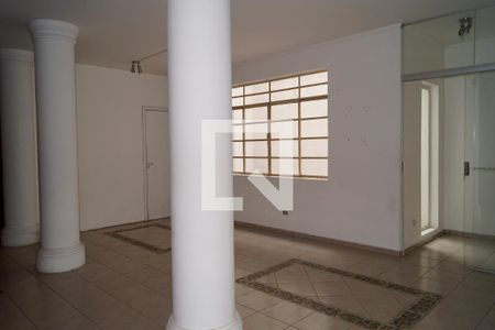 Casa à venda com 810m², 12 quartos e 2 vagasÁrea comum