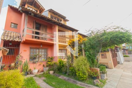 Casa à venda com 100m², 2 quartos e 1 vagaFachada