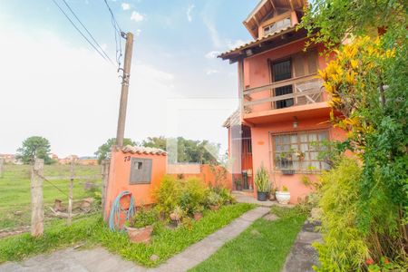 Casa à venda com 100m², 2 quartos e 1 vagaFachada