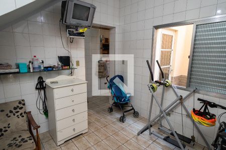 Casa à venda com 234m², 3 quartos e 5 vagas Casa à venda com 234m², 3 quartos e 5 vagasQuarto 2 - Garagem