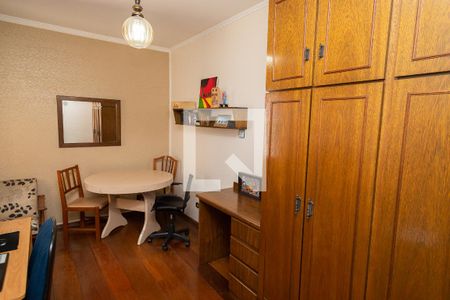 Casa à venda com 234m², 3 quartos e 5 vagas Casa à venda com 234m², 3 quartos e 5 vagasQuarto 2