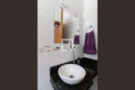 Casa à venda com 228m², 3 quartos e 2 vagas Casa à venda com 228m², 3 quartos e 2 vagasBanheiro da Suíte 2