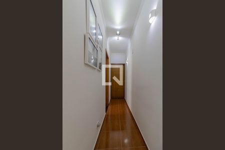 Casa à venda com 228m², 3 quartos e 2 vagas Casa à venda com 228m², 3 quartos e 2 vagasCorredor