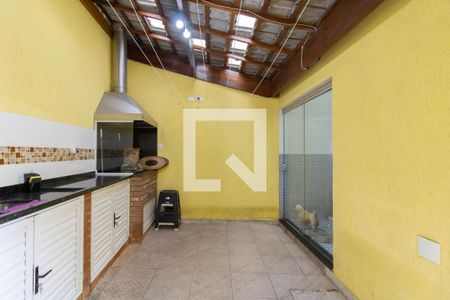 Casa à venda com 228m², 3 quartos e 2 vagas Casa à venda com 228m², 3 quartos e 2 vagasÁrea Externa