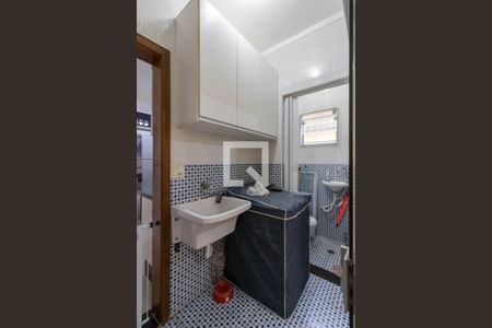 Casa à venda com 228m², 3 quartos e 2 vagas Casa à venda com 228m², 3 quartos e 2 vagasÁrea de Serviço