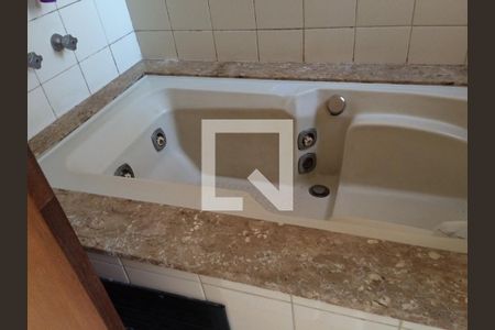 Apartamento à venda com 216m², 4 quartos e 3 vagas