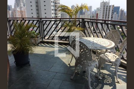 Apartamento à venda com 216m², 4 quartos e 3 vagas