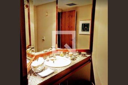 Apartamento à venda com 272m², 4 quartos e 3 vagas