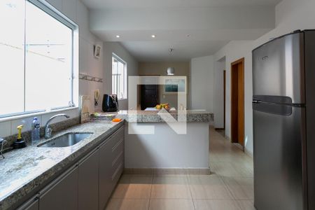 Casa à venda com 245m², 3 quartos e 3 vagasCozinha