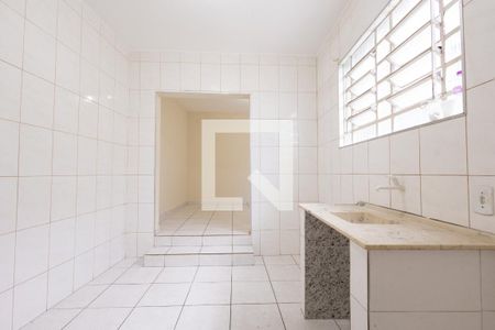Cozinha de casa para alugar com 1 quarto, 37m² em Vila Sao Geraldo, São Paulo