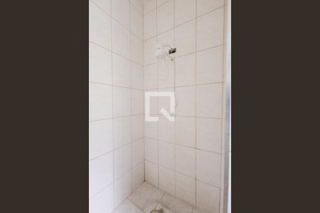 Banheiro Social de casa para alugar com 1 quarto, 37m² em Vila Sao Geraldo, São Paulo