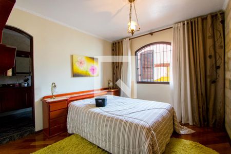 Casa à venda com 380m², 3 quartos e 6 vagas Casa à venda com 380m², 3 quartos e 6 vagasQuarto 3 - Suíte