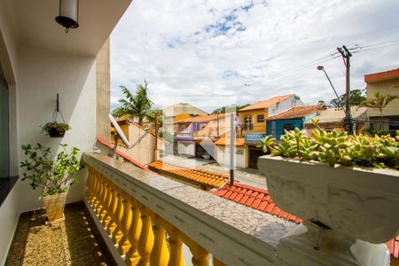 Casa à venda com 380m², 3 quartos e 6 vagas Casa à venda com 380m², 3 quartos e 6 vagasÁrea externa