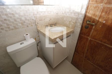 Casa à venda com 145m², 3 quartos e 2 vagasBanheiro Social