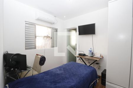 Casa à venda com 145m², 3 quartos e 2 vagasQuarto 1 - Suíte