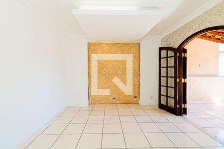 Casa à venda com 360m², 3 quartos e 2 vagasSuíte