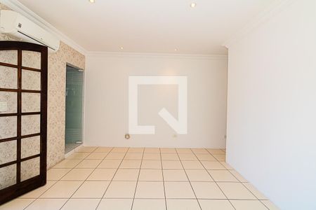 Casa à venda com 360m², 3 quartos e 2 vagasSuíte