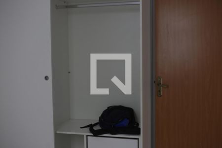 Quarto 1 de apartamento para alugar com 2 quartos, 45m² em Caxangá, Suzano