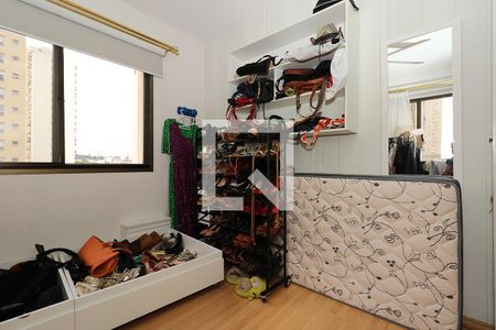 Apartamento à venda com 210m², 4 quartos e 3 vagas Apartamento à venda com 210m², 4 quartos e 3 vagasQuarto 1