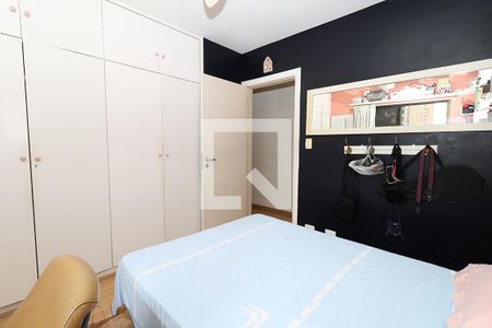 Apartamento à venda com 210m², 4 quartos e 3 vagas Apartamento à venda com 210m², 4 quartos e 3 vagasQuarto 3 Suíte