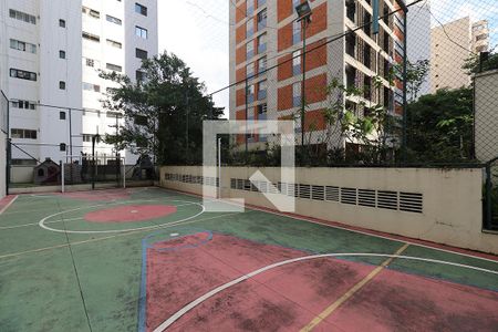 Apartamento à venda com 210m², 4 quartos e 3 vagas Apartamento à venda com 210m², 4 quartos e 3 vagasÁrea Comum - Quadra Esportiva