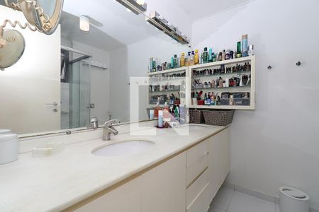 Apartamento à venda com 210m², 4 quartos e 3 vagas Apartamento à venda com 210m², 4 quartos e 3 vagasBanheiro do Quarto 4 - Suíte