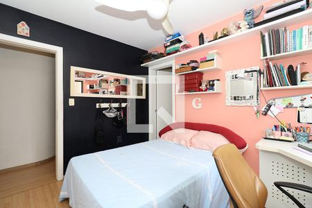 Apartamento à venda com 210m², 4 quartos e 3 vagas Apartamento à venda com 210m², 4 quartos e 3 vagasQuarto 3 Suíte