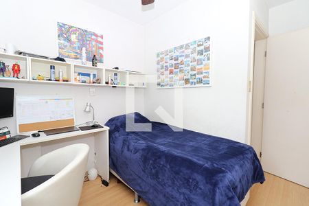 Apartamento à venda com 210m², 4 quartos e 3 vagas Apartamento à venda com 210m², 4 quartos e 3 vagasQuarto 2