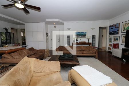 Apartamento à venda com 210m², 4 quartos e 3 vagas Apartamento à venda com 210m², 4 quartos e 3 vagasSala