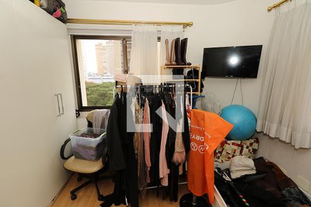 Apartamento à venda com 210m², 4 quartos e 3 vagas Apartamento à venda com 210m², 4 quartos e 3 vagasQuarto 1