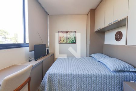 Sala/Quarto de apartamento para alugar com 1 quarto, 20m² em Água Verde, Curitiba