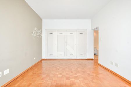 Apartamento à venda com 200m², 4 quartos e 2 vagas Apartamento à venda com 200m², 4 quartos e 2 vagasQuarto 3 - Suíte