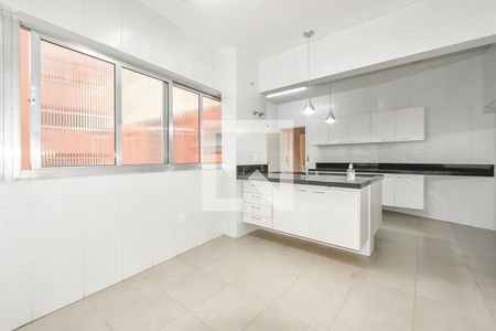 Apartamento à venda com 200m², 4 quartos e 2 vagas Apartamento à venda com 200m², 4 quartos e 2 vagasCozinha