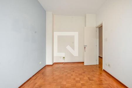 Apartamento à venda com 200m², 4 quartos e 2 vagas Apartamento à venda com 200m², 4 quartos e 2 vagasEscritório