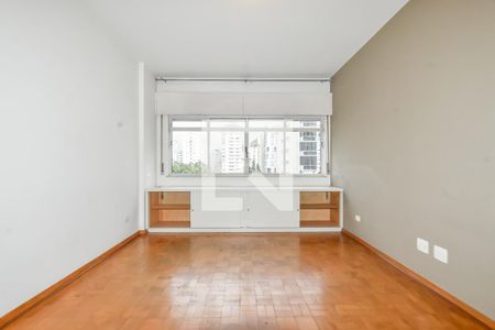 Apartamento à venda com 200m², 4 quartos e 2 vagas Apartamento à venda com 200m², 4 quartos e 2 vagasQuarto 3 - Suíte