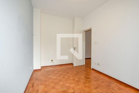 Apartamento à venda com 200m², 4 quartos e 2 vagas Apartamento à venda com 200m², 4 quartos e 2 vagasEscritório