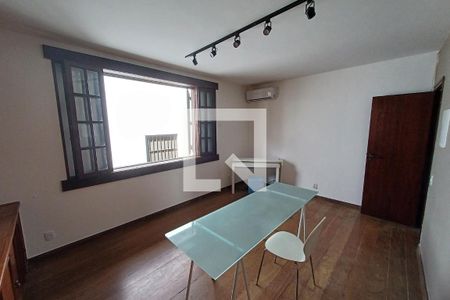 Casa à venda com 450m², 5 quartos e 3 vagasQuarto 3