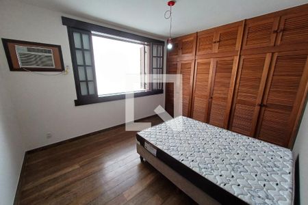 Casa à venda com 450m², 5 quartos e 3 vagasQuarto 2