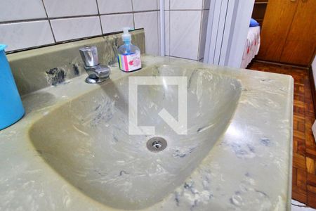 Casa à venda com 480m², 6 quartos e 8 vagasBanheiro da Suíte 2