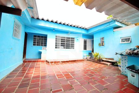 Casa à venda com 480m², 6 quartos e 8 vagasQuintal / Fundos