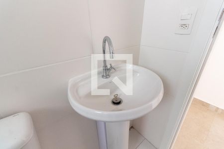 Apartamento para alugar com 42m², 2 quartos e sem vagaBanheiro