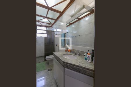 Apartamento à venda com 220m², 4 quartos e 4 vagasBanheiro