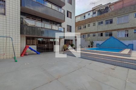 Apartamento à venda com 220m², 4 quartos e 4 vagasÁrea comum - Playground